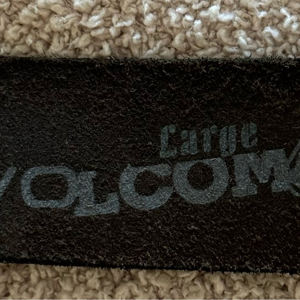 Volcom Women's Brown Belt with Heart Buckle size L